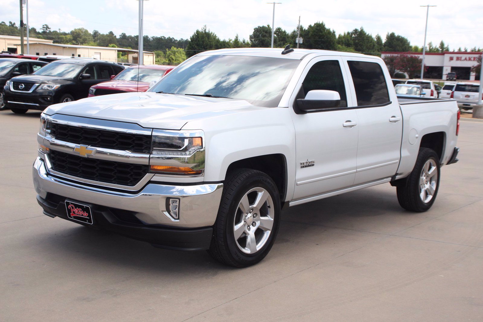 Pre-Owned 2017 Chevrolet Silverado 1500 LT 4D Crew Cab In Tyler ...